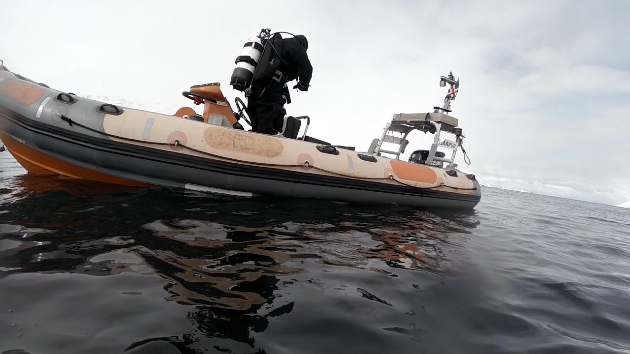 Diving Strytan Iceland