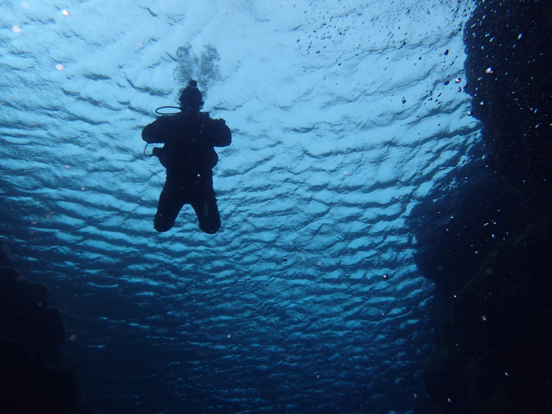 Diving in Bjarnagjá in Iceland