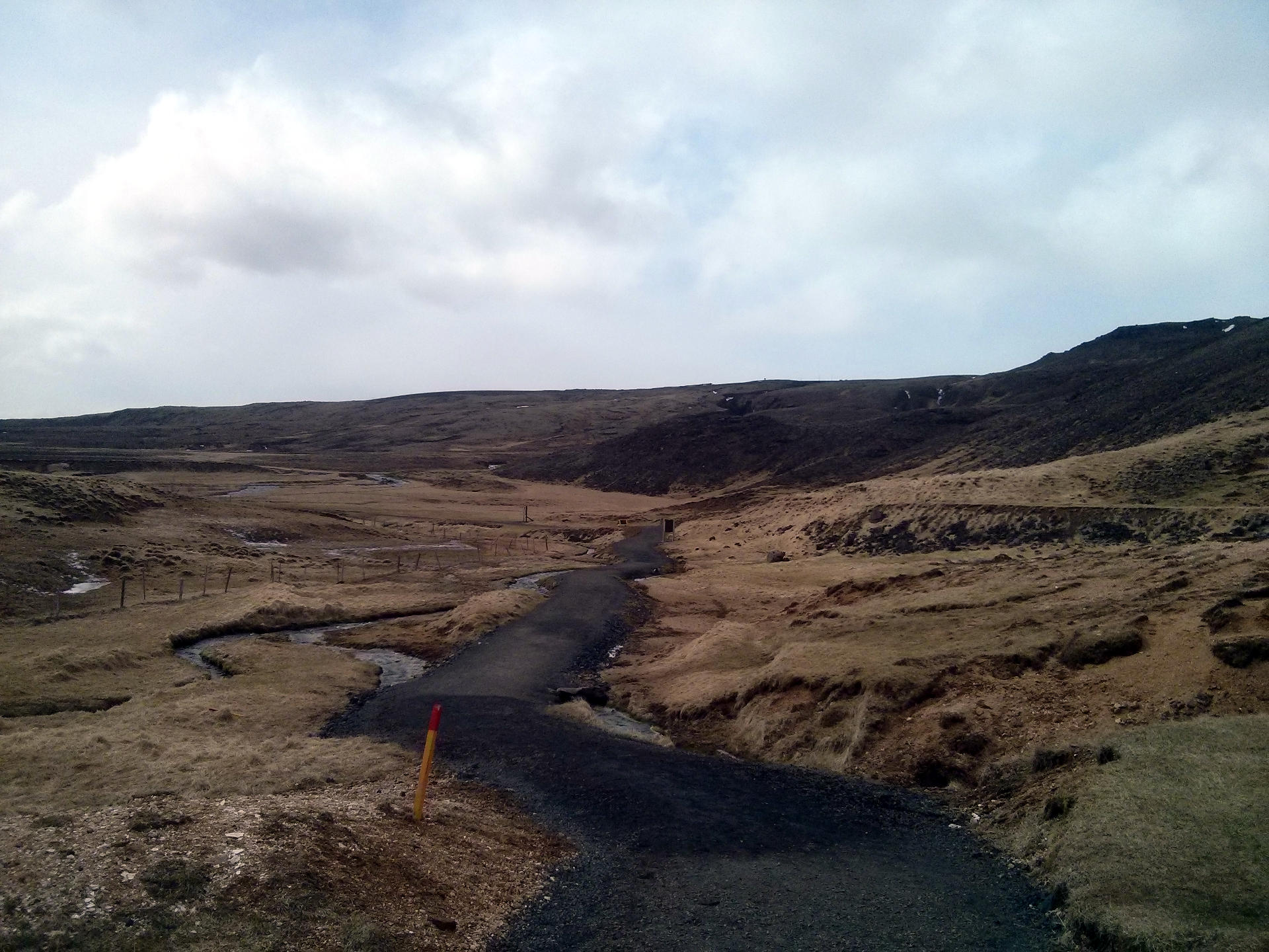 Fascinating Iceland: hot river in Reykjadalur