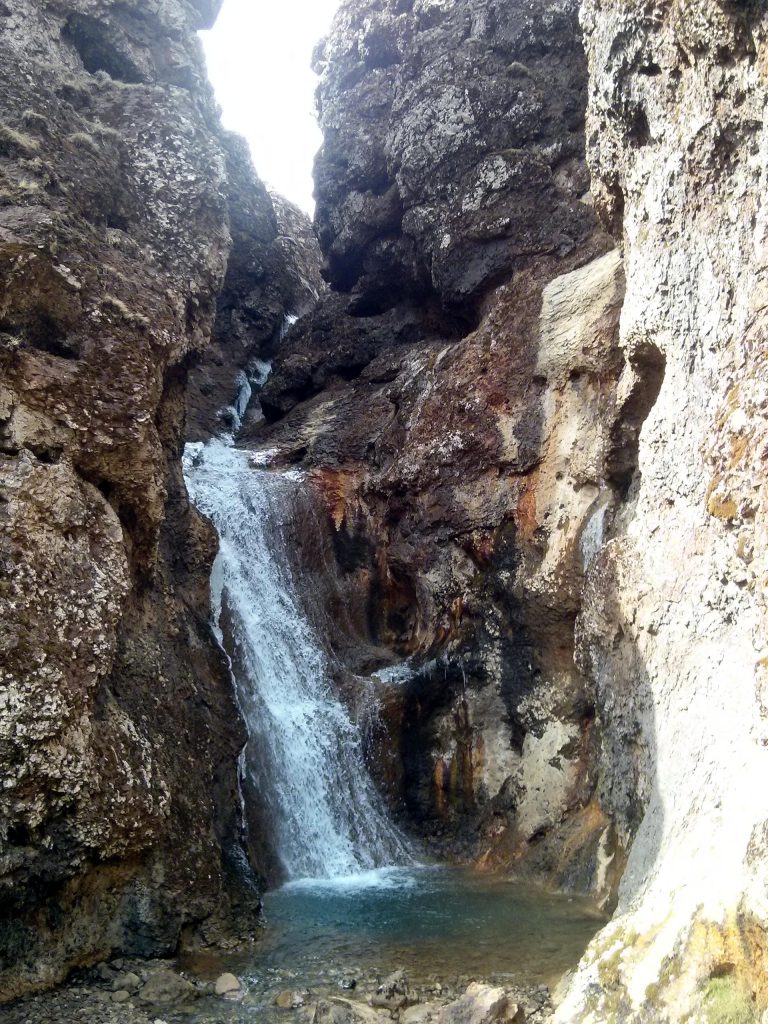 Fascinating Iceland: hot river in Reykjadalur